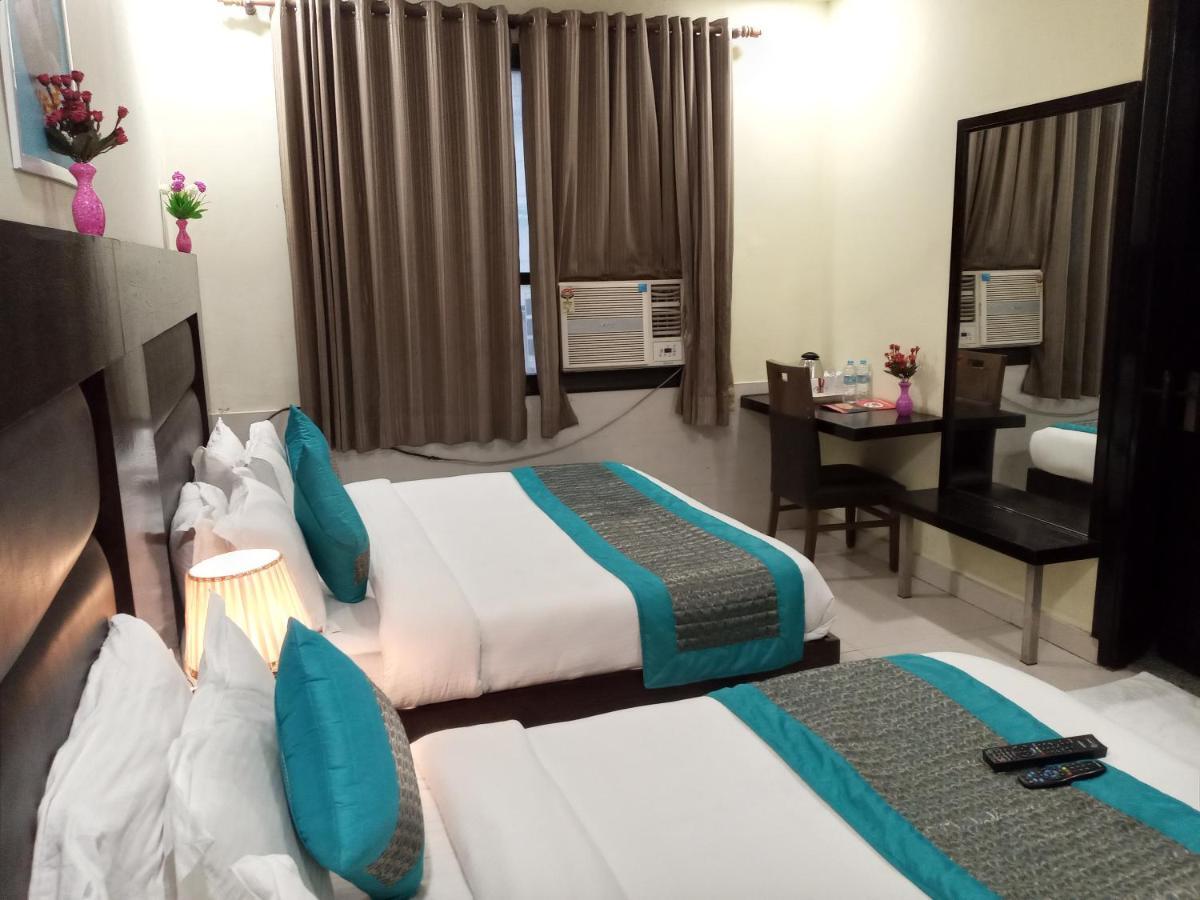 فندق نيودلهيفي  Vivah Residency المظهر الخارجي الصورة