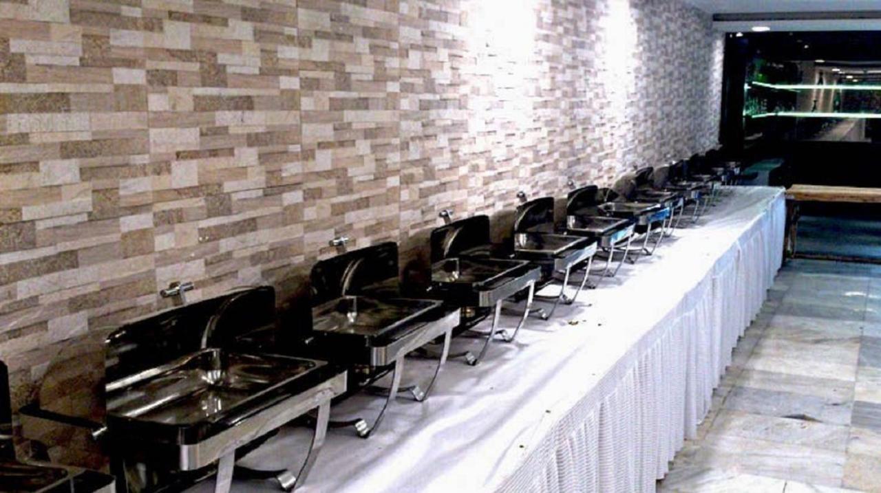 فندق نيودلهيفي  Vivah Residency المظهر الخارجي الصورة